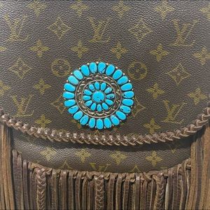 Revamped Louis Vuitton Saint Cloud MM w/ Turquoise Pendant